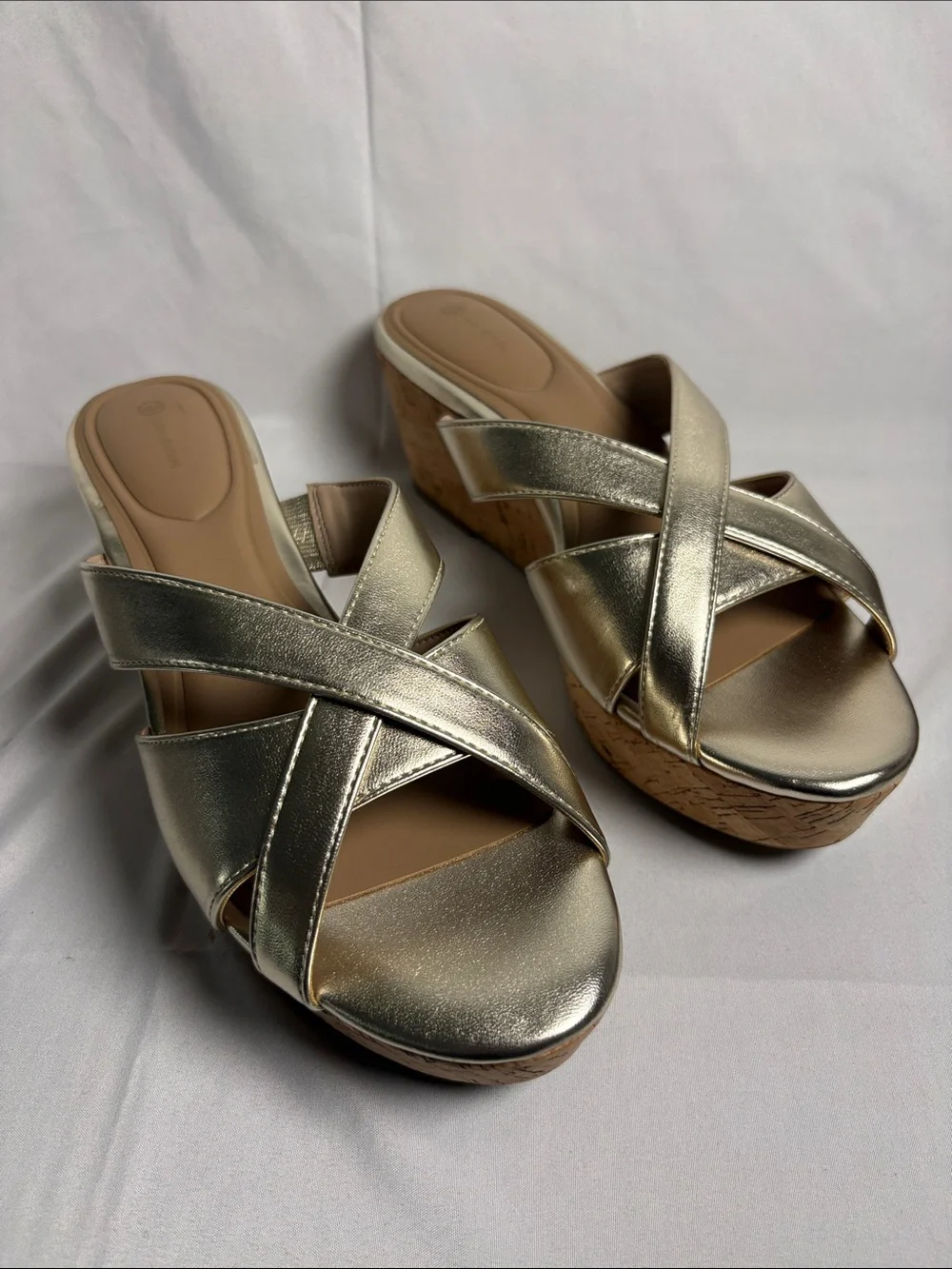 Giani Bernini juliaa strappy plataform sandals size 9.5